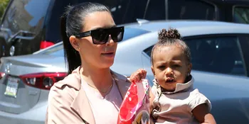 [FOTO] Gara-Gara North West, Baju Kim Kardashian Jadi Kotor