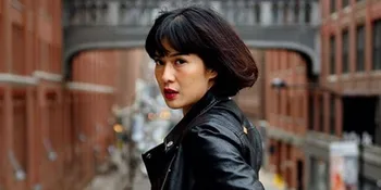 FOTO: Gaya Dian Sastro Memakai Kaftan Matching Dengan Sang Anak