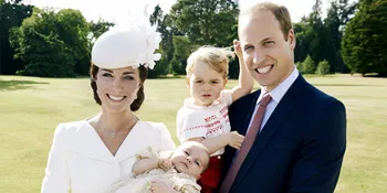 [FOTO] Genap 1 Tahun, Putri Kate Middleton Makin Cantik &#38; Bulat