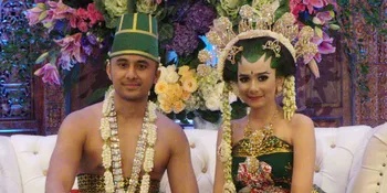 [FOTO] Hengky Kurniawan Temani Sang Istri Periksa Kehamilan