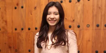 [Foto] Rambut Baru Shaloom Hijau, Cocok Nggak?