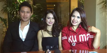 [FOTO] Ingin Pacari Anak Elly Sugigi? Harus Punya Rumah Dulu Dong