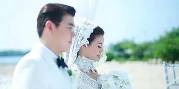 [Foto] Ini Dia Buku Nikah Asty Ananta dan Hendra Suyanto
