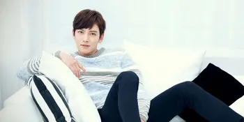 [FOTO] Ini Loh Alasan Ji Chang Wook Tersenyum Super Manis