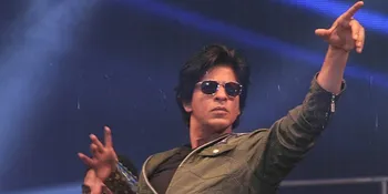 [Foto] Jadi Sinterklas, Putra Bungsu Shahrukh Khan Bikin Heboh