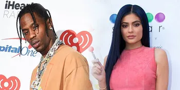 [FOTO] Jarang-Jarang, Kylie Jenner Pose Mesra Dengan Travis Scott