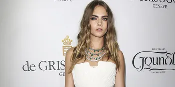 [FOTO] Jika Cara Delevingne Mendadak Jadi Badut, Masih Cantik?