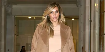 [Foto] Kartu Natal Keluarga Kim Kardashian, Ada Yang Alpa!