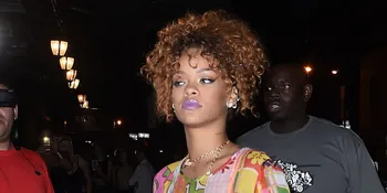 [FOTO] Ketahuan Peluk dan Cium Mesra, Inikah Pacar Baru Rihanna?