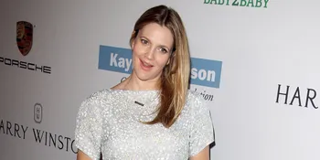 Ketika Drew Barrymore Dibikin Lelah Oleh Kehamilan