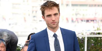 [FOTO] Ketika Robert Pattinson Dandan Ganteng Bak Edward Cullen
