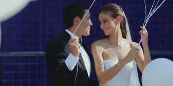 [FOTO] Lagi, Dress Memukau Marissa Nasution Saat Resepsi