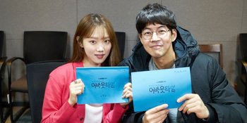 FOTO: Lee Sang Yoon - Lee Sung Kyung Kencan Romantis di 'ABOUT TIME'