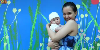[Foto] Lucunya Anak Winda Viska Sudah Berusia 2 Bulan