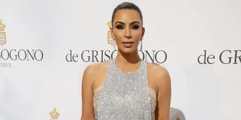 [FOTO] Makin Langsing, Kim Kardashian PD Pakai Baju Ketat