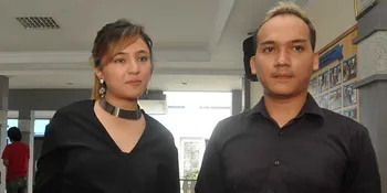 [FOTO] Makin Mesra, Egi John - Marshanda Boncengan Keliling Kota