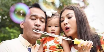 FOTO: Manis, Rutinitas Pagi Keluarga Ruben Onsu Sikat Gigi Bareng