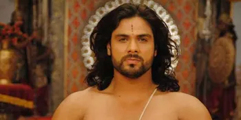 [Foto] Manjanya Sangkuni ke Arpit Ranka 'Duryodhana'
