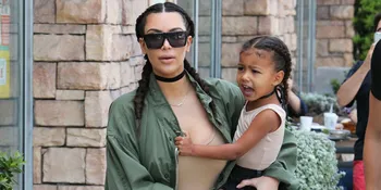 [FOTO] Masih 2 Tahun, North West Sudah Berani Pakai Wig