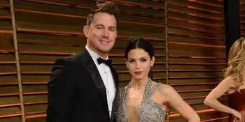 [Foto] Pakai Popok, Putri Channing Tatum Beraksi Lucu di Pantai