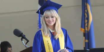 Foto Panas Emma Stone Ternyata Cuma Rekayasa
