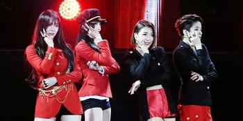 FOTO: Panggung 'Debut' fx Sebagai 4 Member, Usai Sulli Hengkang