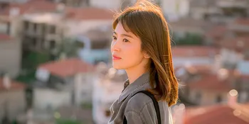 FOTO: Penampilan Perdana Song Hye Kyo Pasca Nikah, Wajah No Makeup