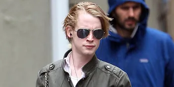 [FOTO] Potong Rambut Panjangnya, Macaulay Culkin Makin Ganteng?