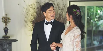 Foto Prewed Romantis Park Hae Soo, Pandangan Penuh Cinta &#38; Bahagia
