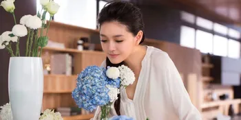 [FOTO] Putri Barbie Hsu Lebih Mirip Siapa Sih?