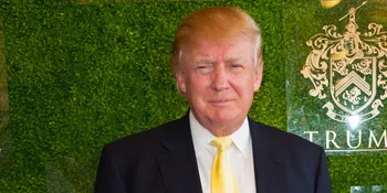 [FOTO] Saat Cucu Donald Trump Pakai Kostum Beruang, Unyu Banget
