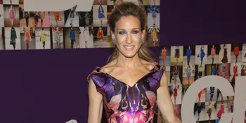 [Foto] Sarah Jessica Parker, Bukti Ketika Kecantikan Dimakan Usia