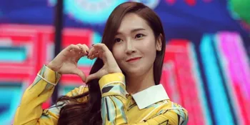 FOTO: Selfie Cantik, Jessica Jung Pamer Wajah Tanpa Make Up