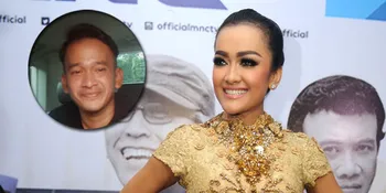 FOTO: Tak Mau Ditinggal, Jupe Genggam Erat Tangan Ruben Onsu