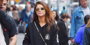 [FOTO] Tanpa Justin Bieber, Selena Gomez Main Bareng Sahabat Kylie Jenner