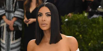 [FOTO] Taylor Swift Rilis Single Baru, Twitter Kim Kardashian 'Diserbu' Emotikon Ular