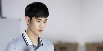 Foto Terbaru Kim Soo Hyun Yang Tetap Ganteng Saat Jalani Wajib Militer