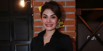 [FOTO] Ulang Tahun, Nikita Mirzani Dapat Hadiah Mewah &#38; Branded