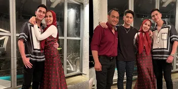 Foto Verrell Bramasta Akhirnya Bertemu Ferry Irawan Sang Calon Ayah, Katanya Asal Mama Bahagia