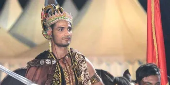 [Foto] Vin Rana Pamerkan Wajah Ibunda, Mirip Nggak Sih?