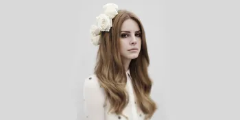 Fotografer Tuntut Manajemen Lana Del Rey Sebesar 11 Miliar!
