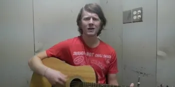 Gabe Si Bule Cover 'Cobalah Mengerti' Pakai Bahasa Jawa, Gokil