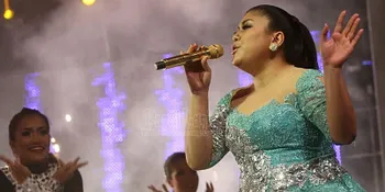 Gadget Tak Jadi Hilang, Album Regina Ivanova 'Terselamatkan'