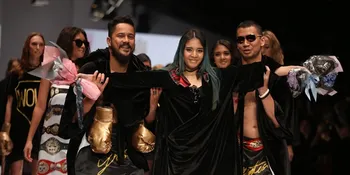 Gagahnya Samuel Rizal dan Fathir Jadi Petinju di JFW 2017