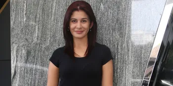 Gak Ngerti Musik, Monica Oemardi Nekat Jadi Produser Band