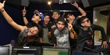 Galang Dana, Repvblik Ngamen di Kampus UiTM Malaysia