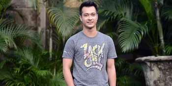 Gandeng Cewek Baru, Eza Gionino Sebut Pacar Sebagai 'Calon Istri'