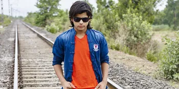 Ganteng Maksimal! Bak Superhero, Ini Dia Kakak Siddharth Nigam