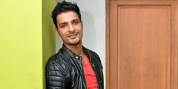 Ganteng Pakai Peci Bersama Sang Pacar, Vin Rana Panen Pujian
