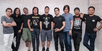 Gantikan Ayahnya di 'Dewa 19 Reunion Malaysia', Dul Jaelani Menangis di Panggung